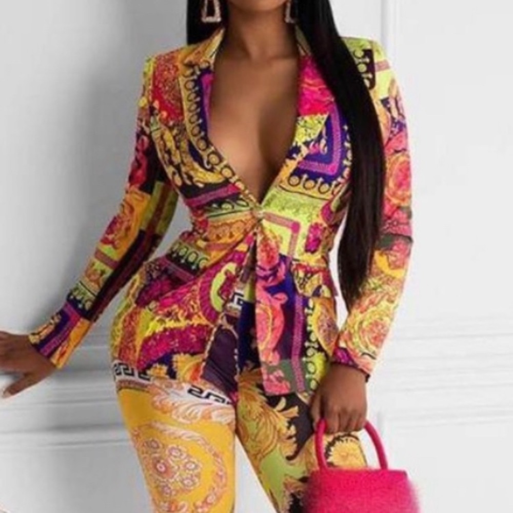 Beautiful 2 piece set in Yellow sm, md, lg